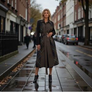 Burberry Bradford Belted-Waist Reversible Trench Coat